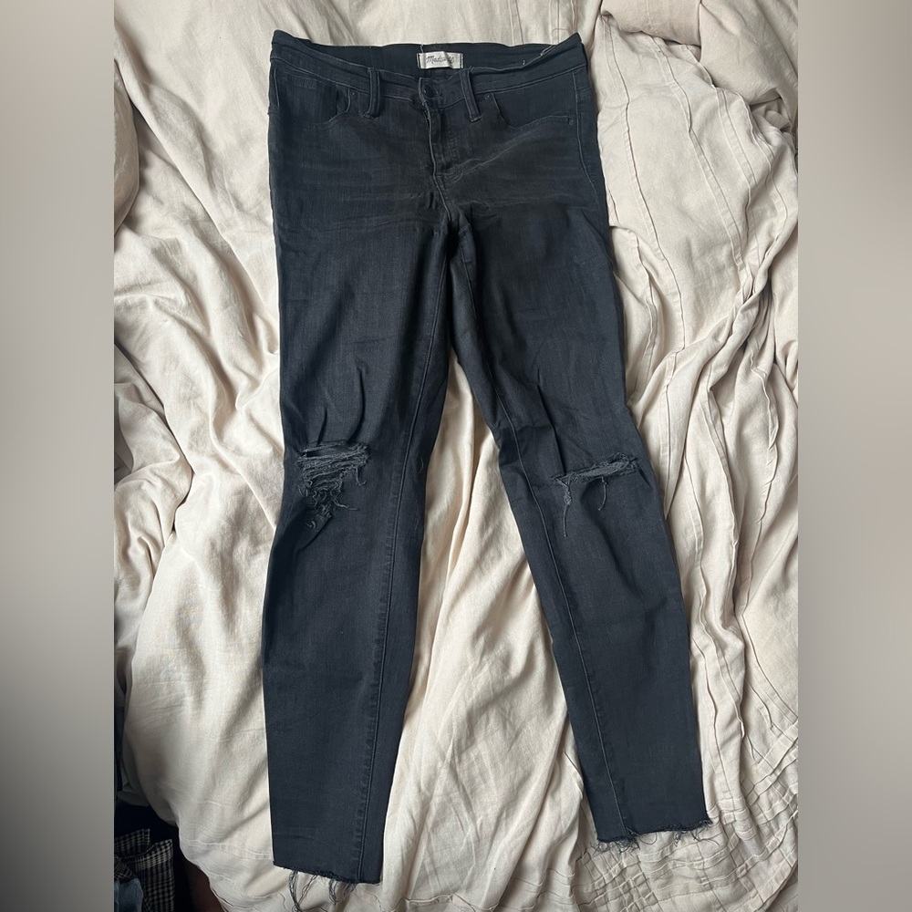 Madewell 9” High-Rise Skinny Jeans in Black